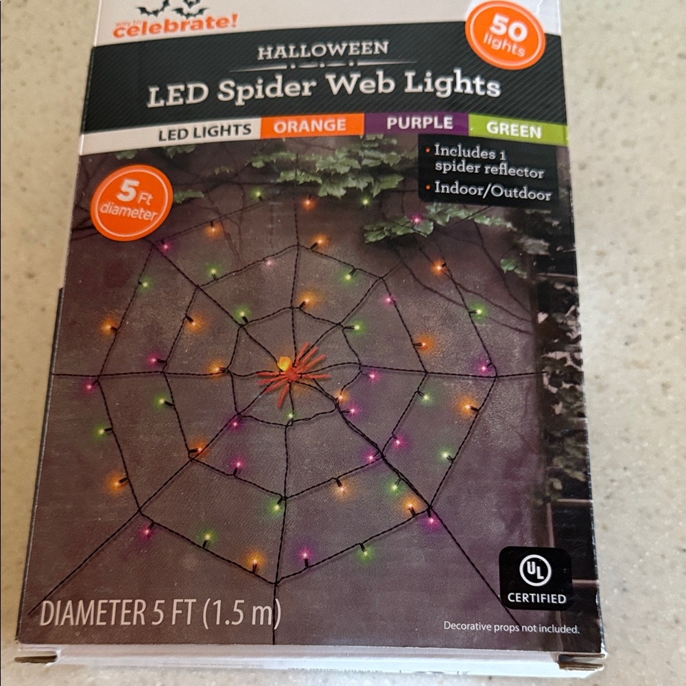 Celebrate Halloween LED Spider Web Lights